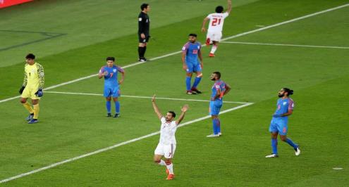 الإمارات تعبر الهند بثنائية وتقترب من الدور الثاني بكأس آسيا 